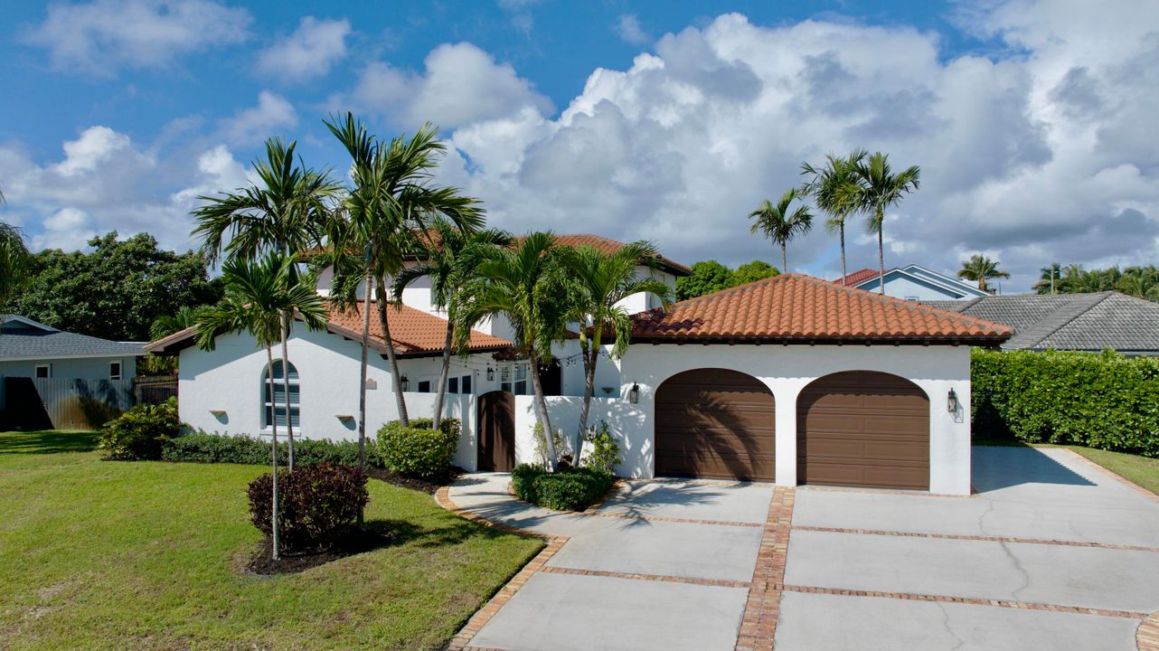 For Rent: $5,300 (4 beds, 3 baths, 2509 Square Feet)