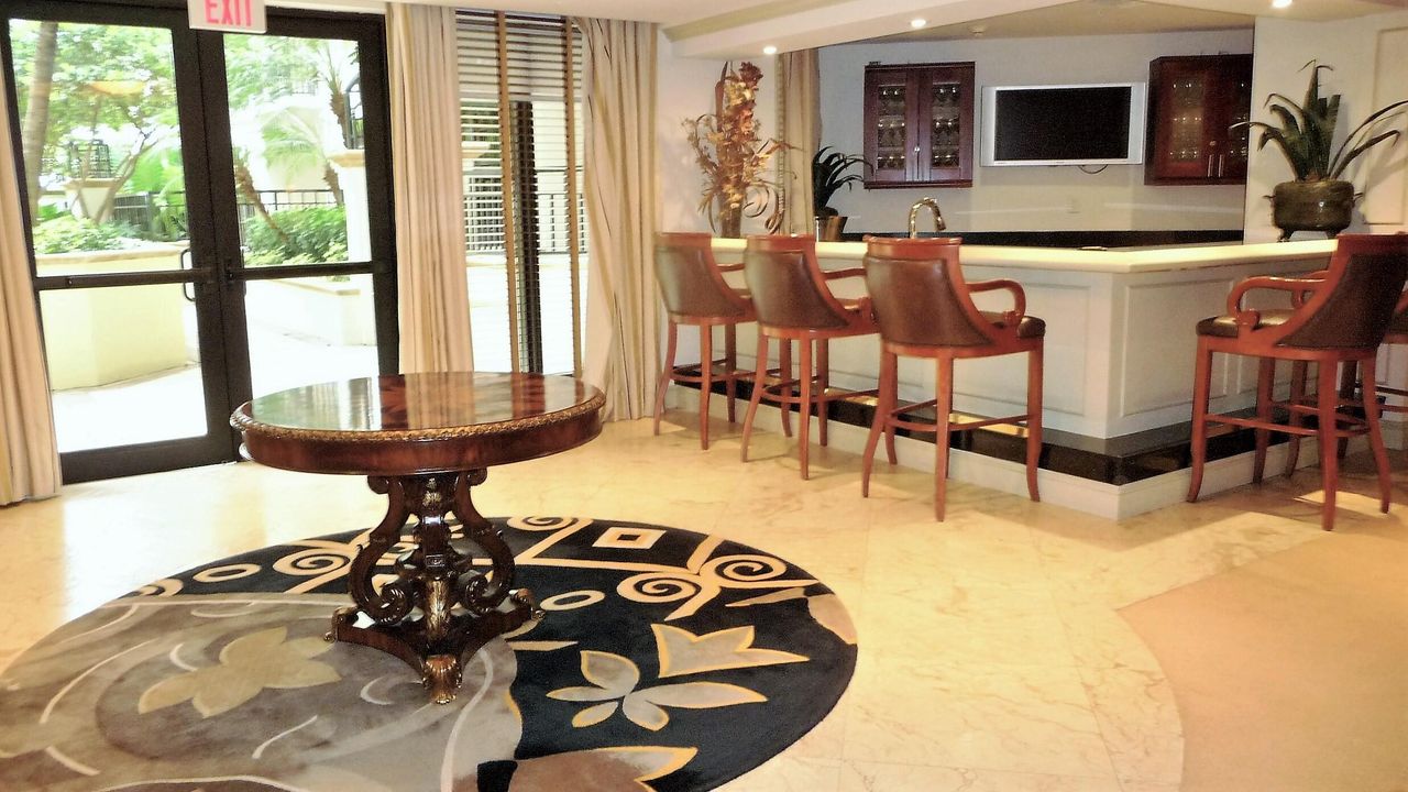 For Rent: $8,500 (2 beds, 2 baths, 1333 Square Feet)