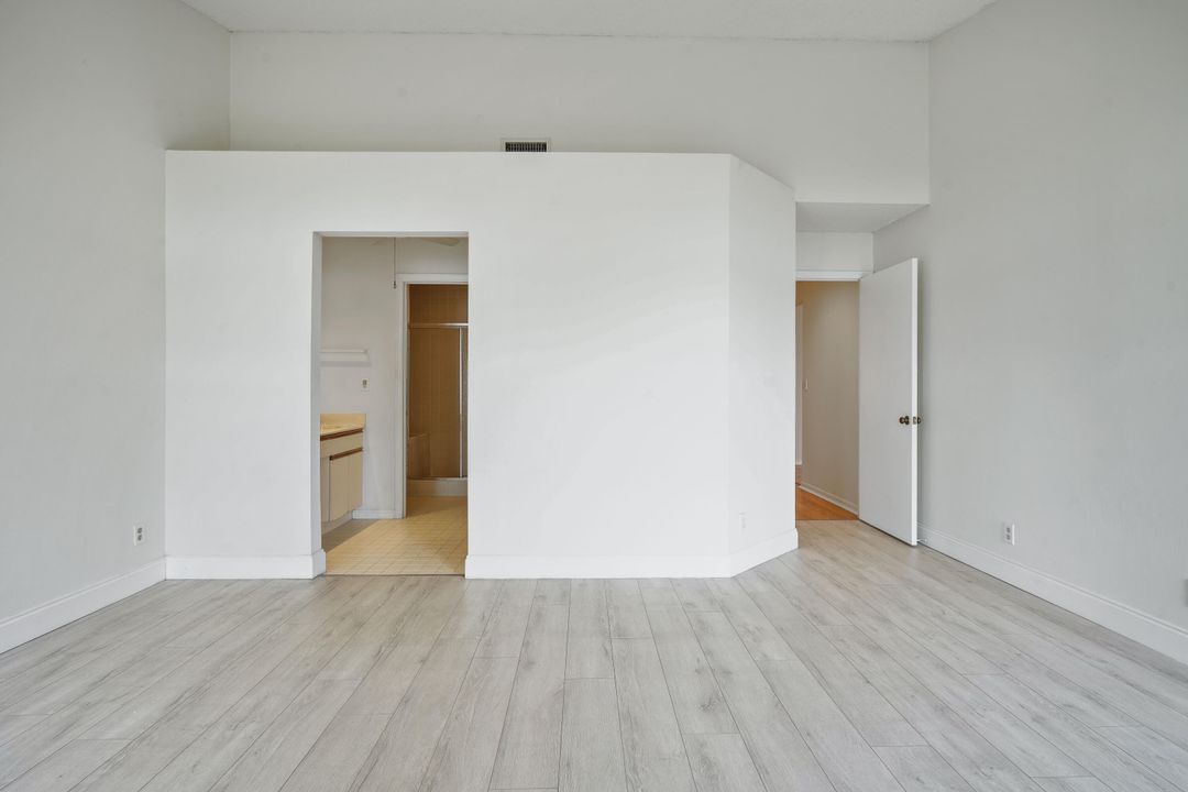 For Rent: $2,500 (3 beds, 2 baths, 1679 Square Feet)