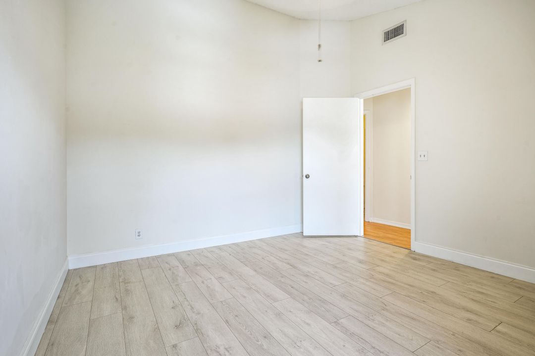 For Rent: $2,500 (3 beds, 2 baths, 1679 Square Feet)