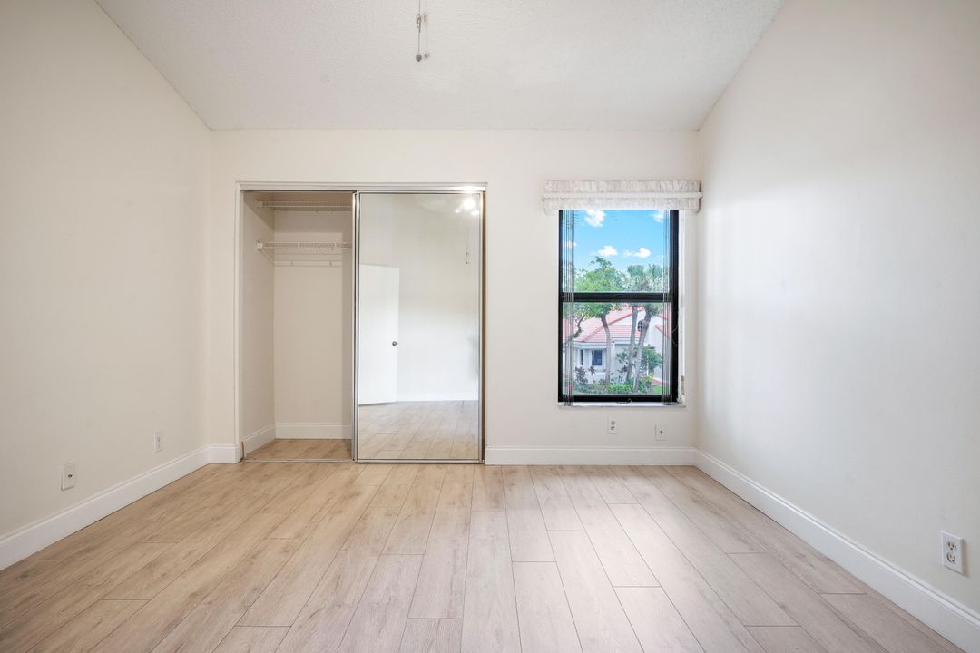 For Rent: $2,500 (3 beds, 2 baths, 1679 Square Feet)