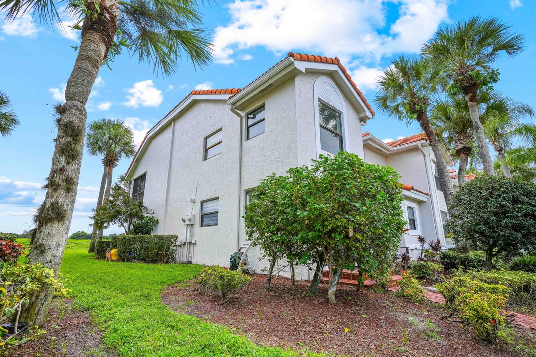 For Rent: $2,500 (3 beds, 2 baths, 1679 Square Feet)