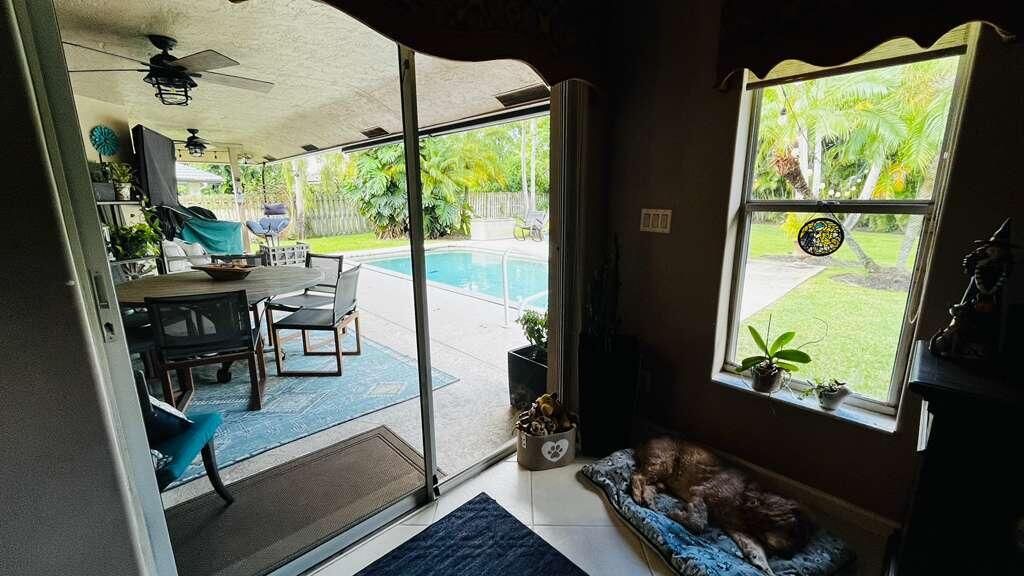 For Rent: $9,750 (4 beds, 2 baths, 2040 Square Feet)