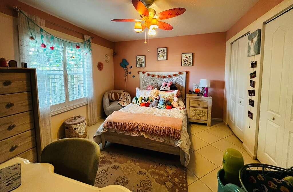 For Rent: $9,750 (4 beds, 2 baths, 2040 Square Feet)