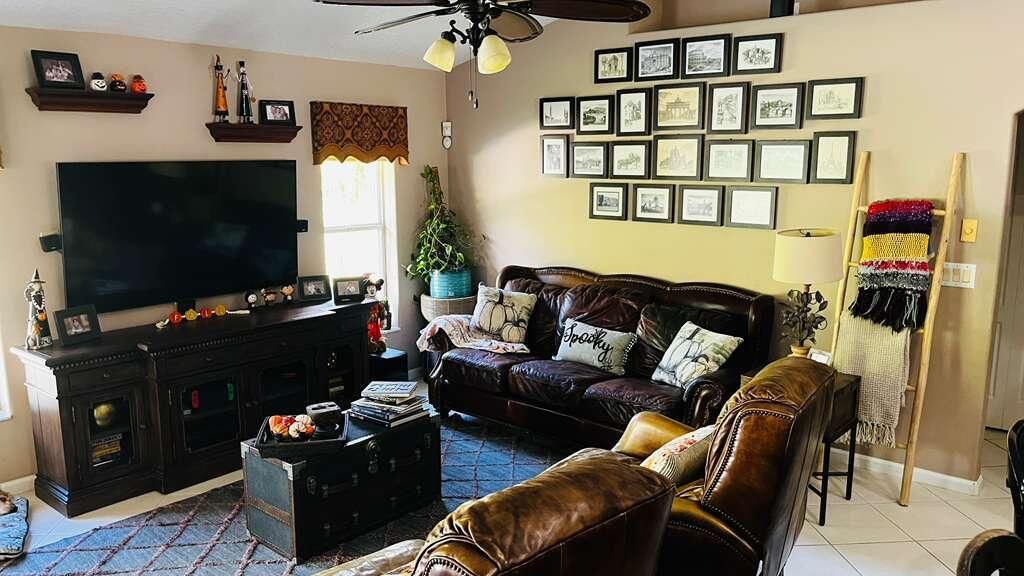 For Rent: $9,750 (4 beds, 2 baths, 2040 Square Feet)