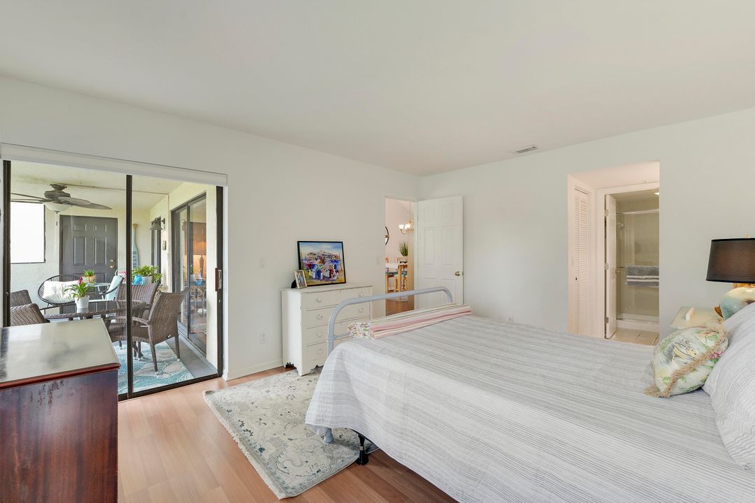 待售: $349,900 (2 贝兹, 2 浴室, 1244 平方英尺)