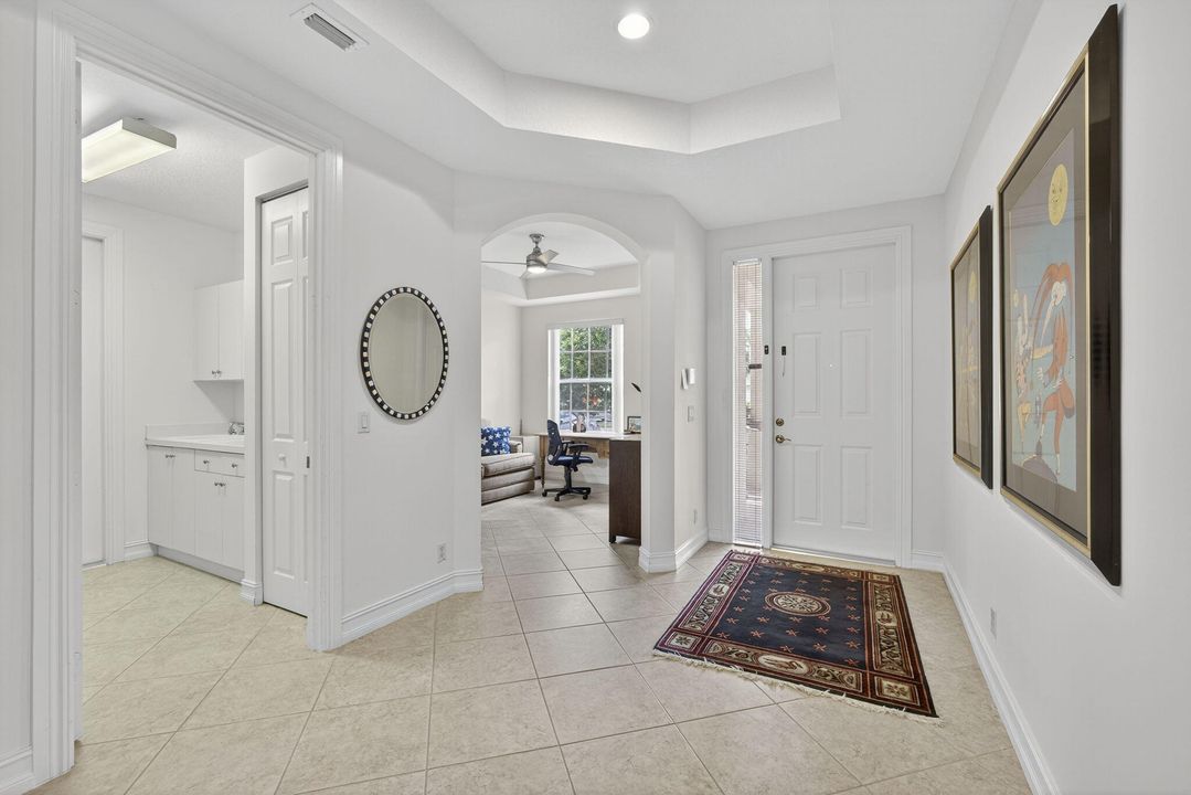 For Sale: $599,900 (2 beds, 2 baths, 2327 Square Feet)