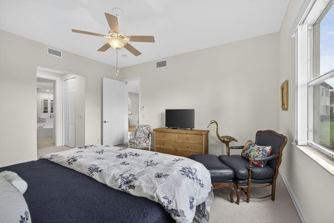 For Sale: $599,900 (2 beds, 2 baths, 2327 Square Feet)