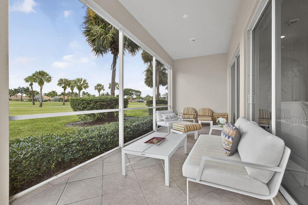 For Sale: $599,900 (2 beds, 2 baths, 2327 Square Feet)