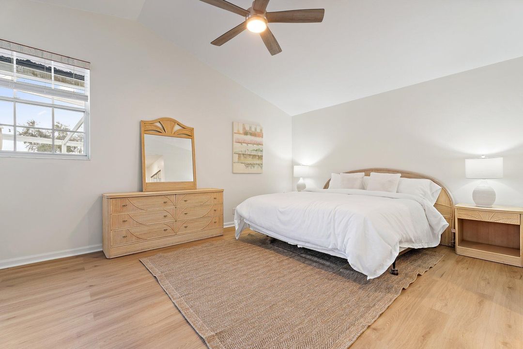 出租: $9,500 (3 贝兹, 2 浴室, 2344 平方英尺)