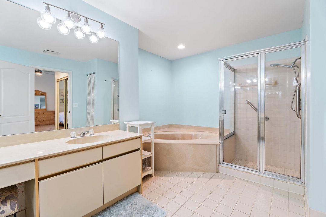 出租: $9,500 (3 贝兹, 2 浴室, 2344 平方英尺)