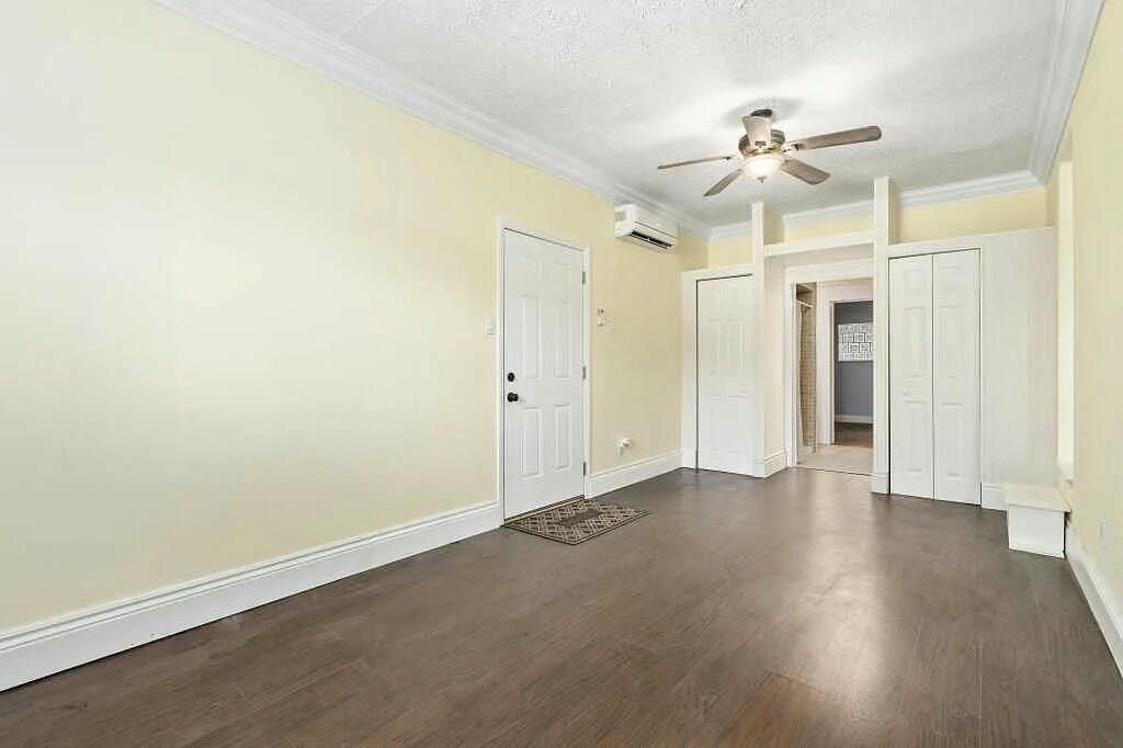 В аренду: $1,100 (1 спален, 1 ванн, 700 Квадратных фут)