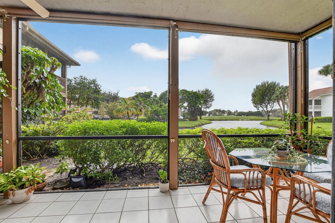 待售: $259,900 (2 贝兹, 2 浴室, 1458 平方英尺)