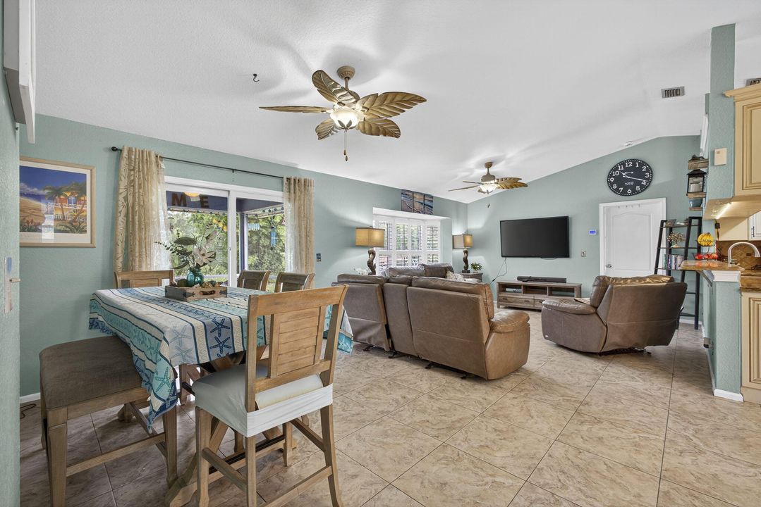 Active With Contract: $575,000 (3 beds, 2 baths, 1352 Square Feet)