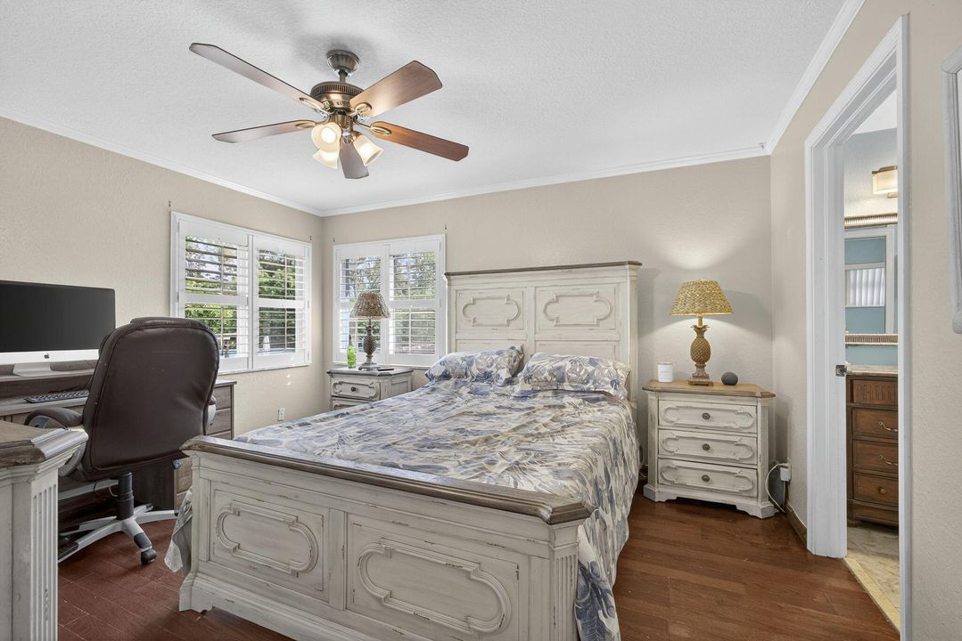 Active With Contract: $575,000 (3 beds, 2 baths, 1352 Square Feet)