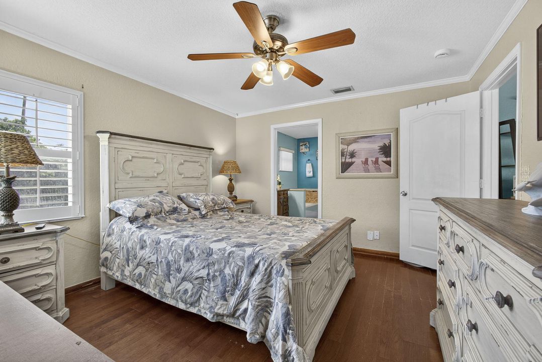 Active With Contract: $575,000 (3 beds, 2 baths, 1352 Square Feet)