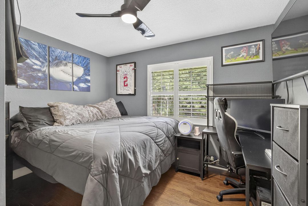 Active With Contract: $575,000 (3 beds, 2 baths, 1352 Square Feet)