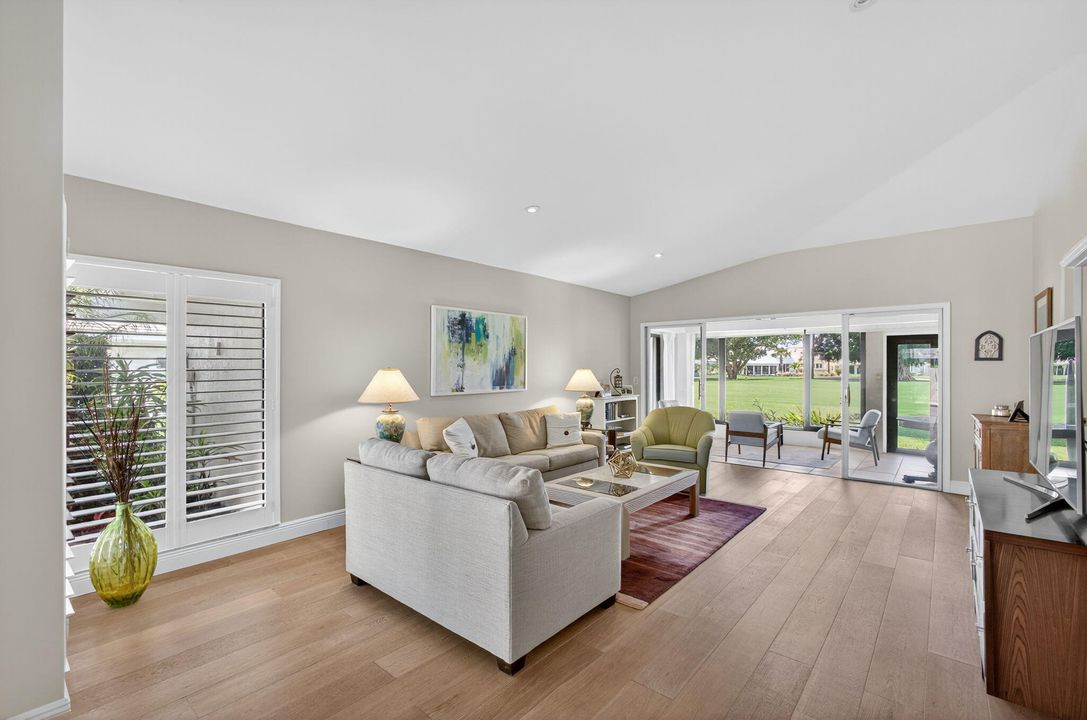 Active With Contract: $719,000 (2 beds, 2 baths, 1430 Square Feet)