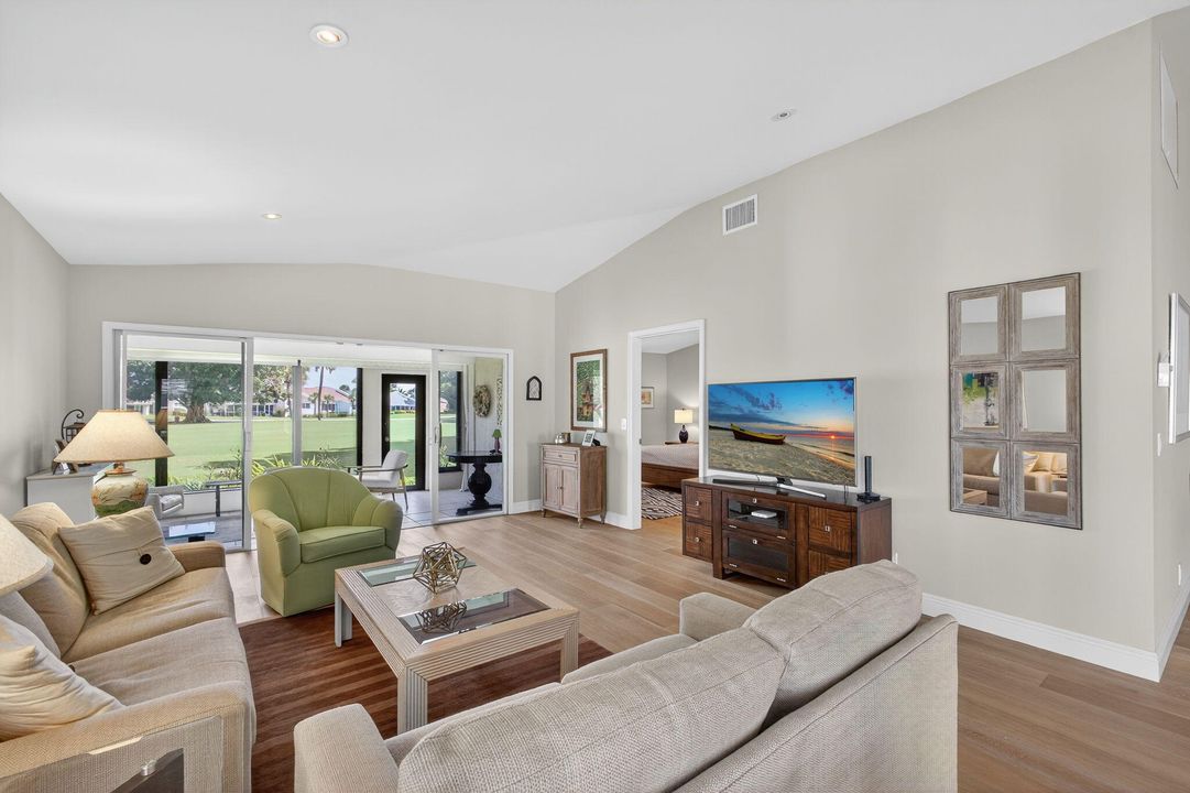 Active With Contract: $719,000 (2 beds, 2 baths, 1430 Square Feet)