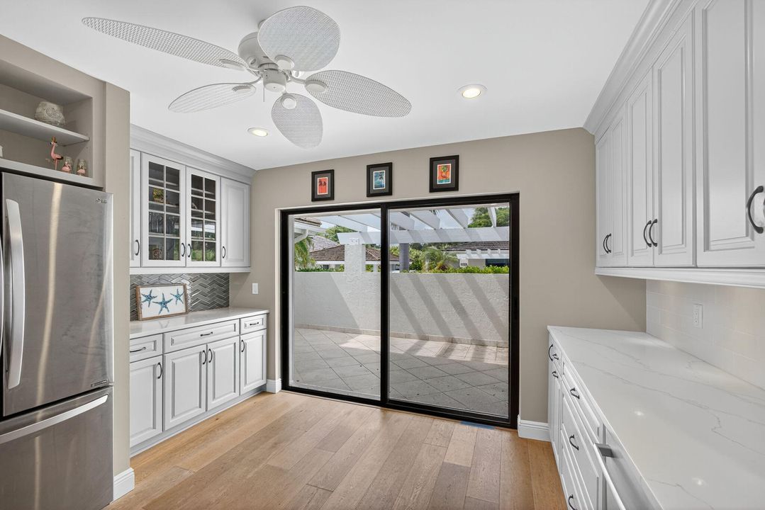 Active With Contract: $719,000 (2 beds, 2 baths, 1430 Square Feet)