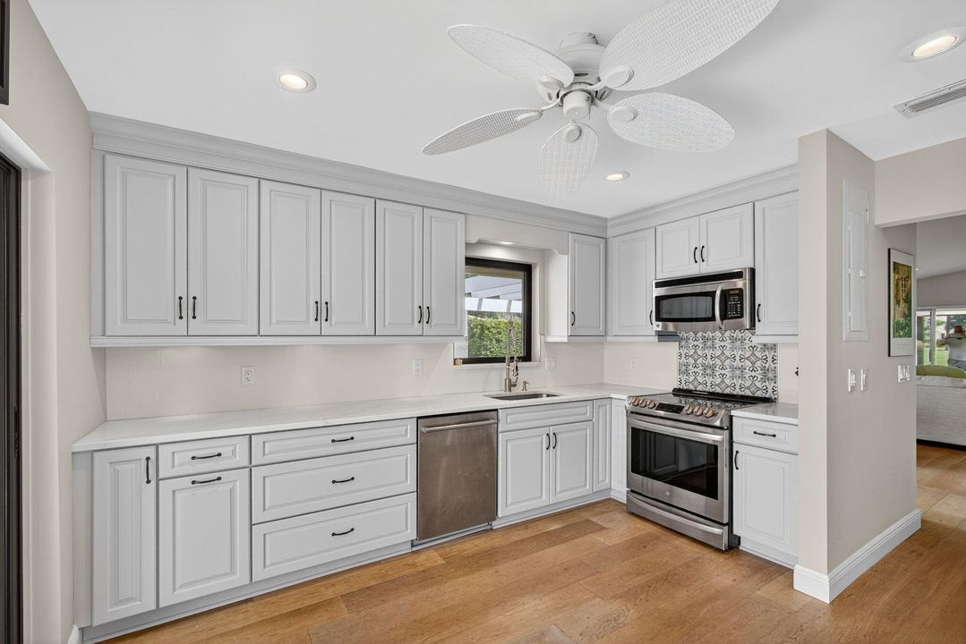 Active With Contract: $719,000 (2 beds, 2 baths, 1430 Square Feet)