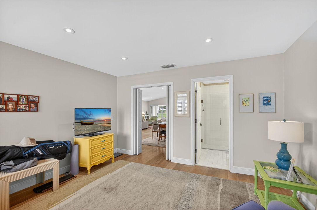 Active With Contract: $719,000 (2 beds, 2 baths, 1430 Square Feet)