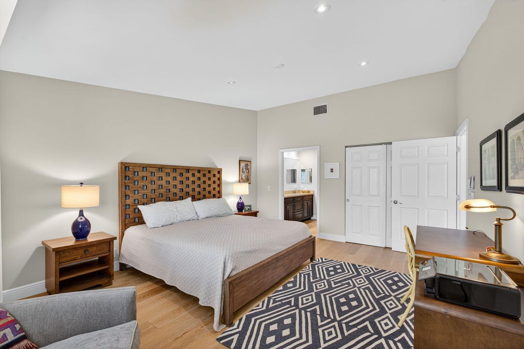 Active With Contract: $719,000 (2 beds, 2 baths, 1430 Square Feet)