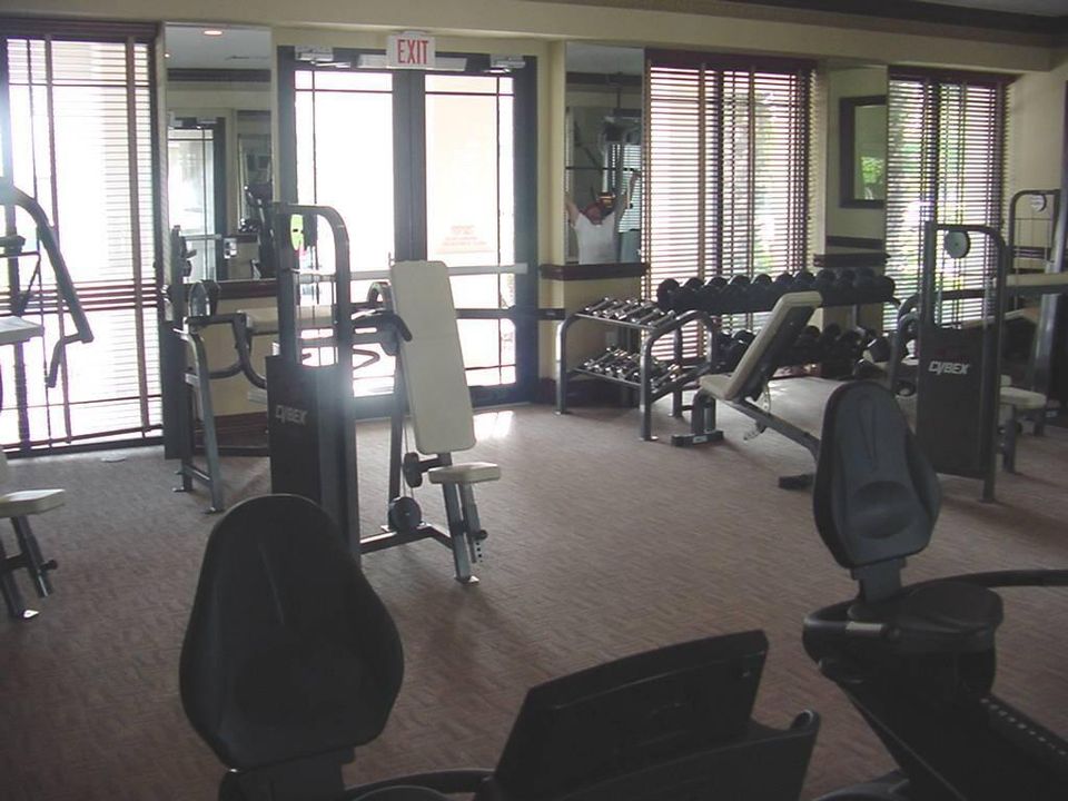 出租: $2,400 (2 贝兹, 2 浴室, 1070 平方英尺)