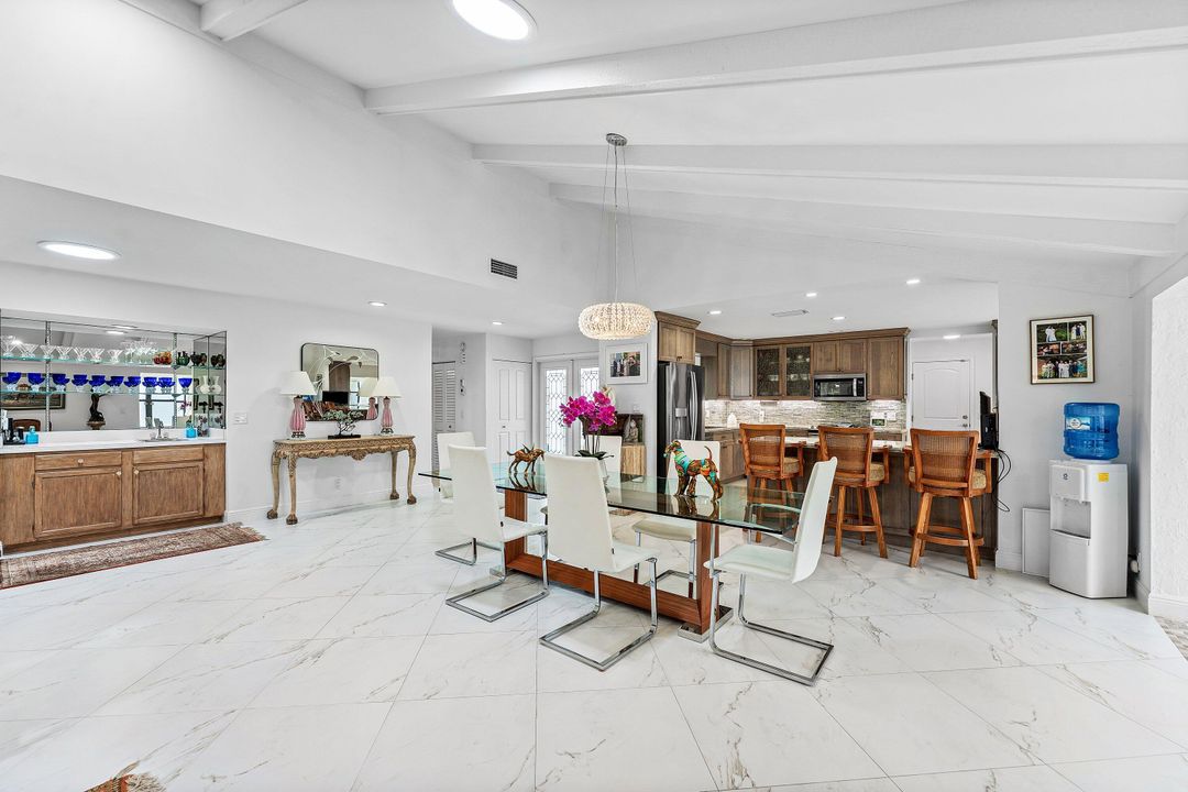 Active With Contract: $719,000 (3 beds, 2 baths, 2720 Square Feet)