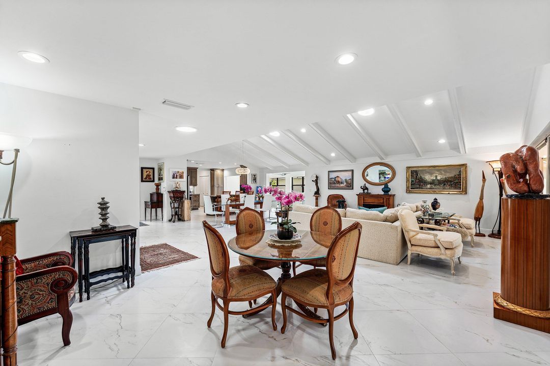 Active With Contract: $719,000 (3 beds, 2 baths, 2720 Square Feet)