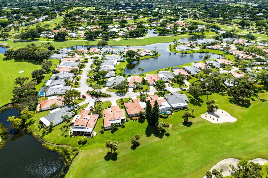 Active With Contract: $719,000 (3 beds, 2 baths, 2720 Square Feet)