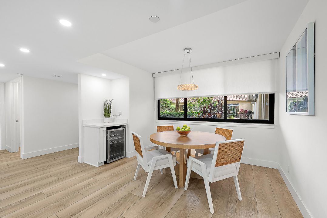 В аренду: $6,500 (2 спален, 2 ванн, 1441 Квадратных фут)