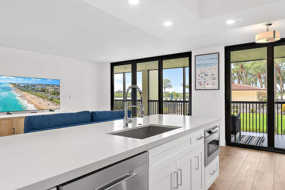 В аренду: $6,500 (2 спален, 2 ванн, 1441 Квадратных фут)