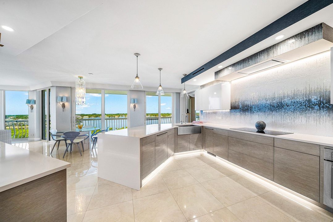 For Sale: $4,495,000 (3 beds, 3 baths, 3256 Square Feet)