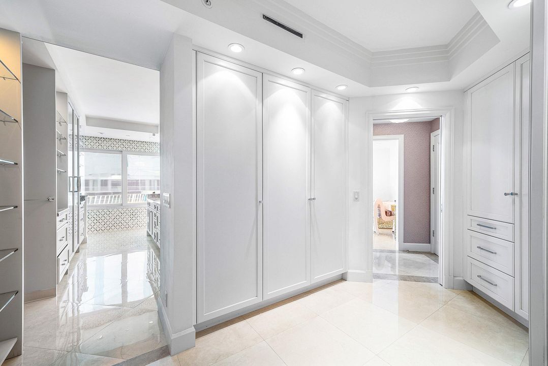 For Sale: $4,495,000 (3 beds, 3 baths, 3256 Square Feet)