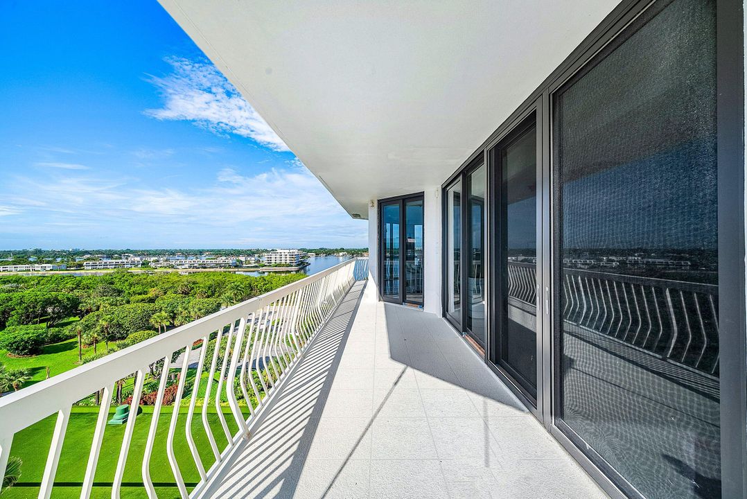 For Sale: $4,495,000 (3 beds, 3 baths, 3256 Square Feet)