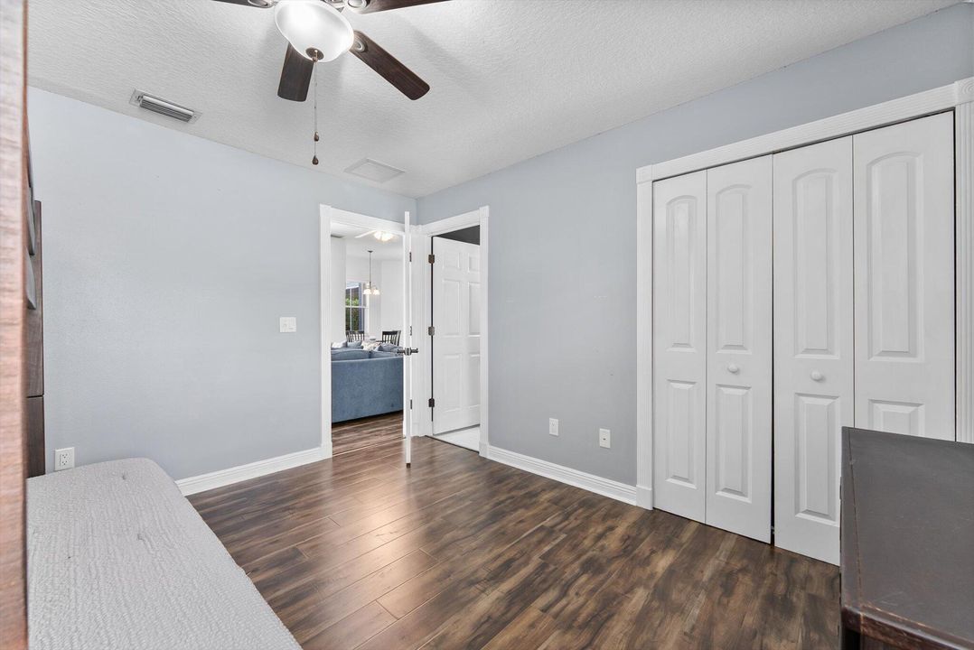 Active With Contract: $785,000 (5 beds, 3 baths, 2611 Square Feet)