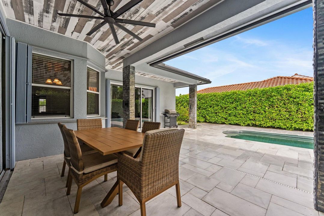 Active With Contract: $785,000 (5 beds, 3 baths, 2611 Square Feet)