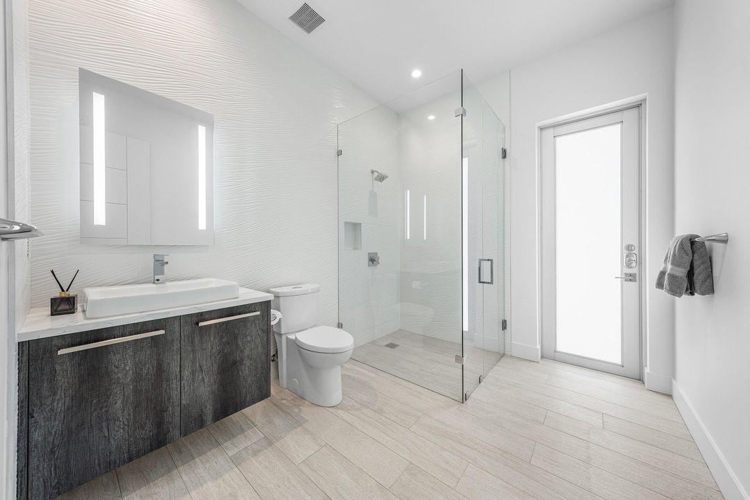 待售: $7,600,000 (7 贝兹, 6 浴室, 8130 平方英尺)