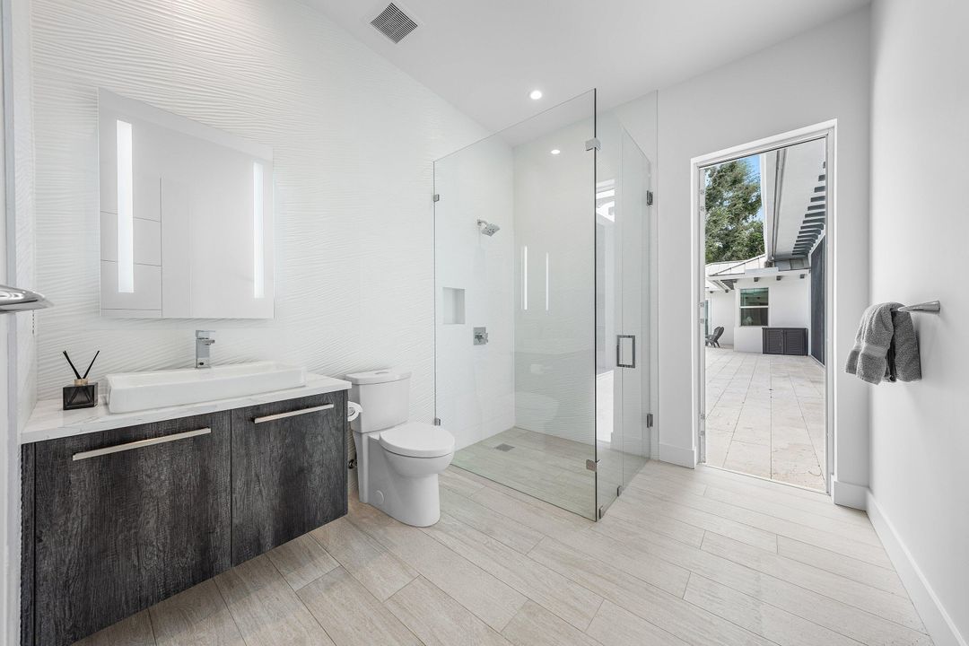 待售: $7,600,000 (7 贝兹, 6 浴室, 8130 平方英尺)