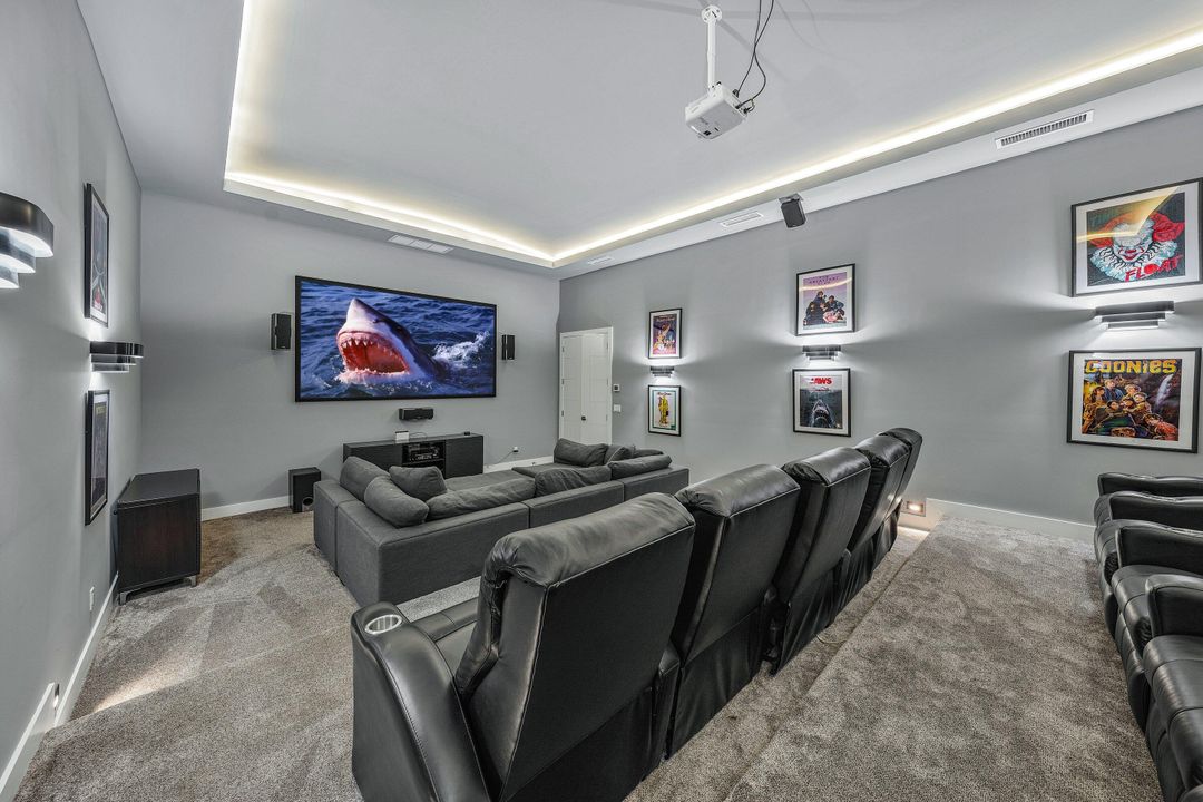 待售: $7,600,000 (7 贝兹, 6 浴室, 8130 平方英尺)