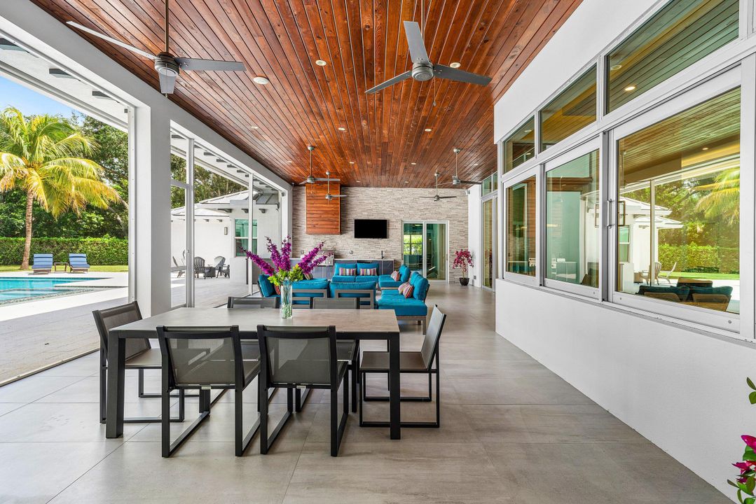 待售: $7,600,000 (7 贝兹, 6 浴室, 8130 平方英尺)