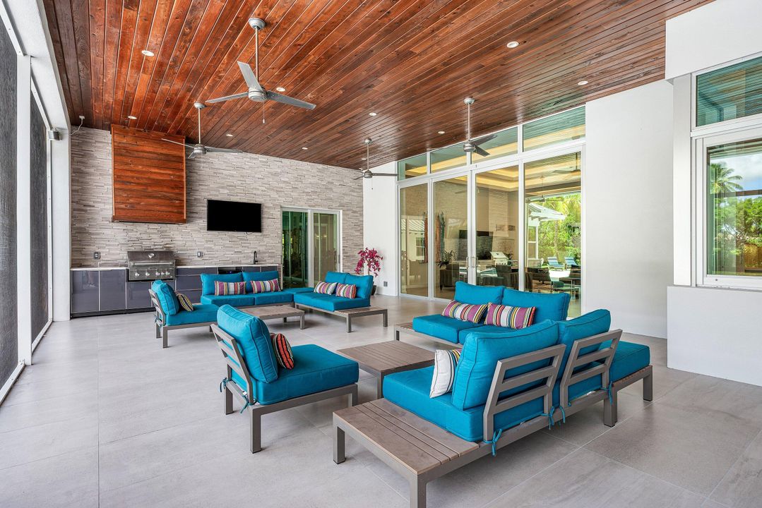 待售: $7,600,000 (7 贝兹, 6 浴室, 8130 平方英尺)