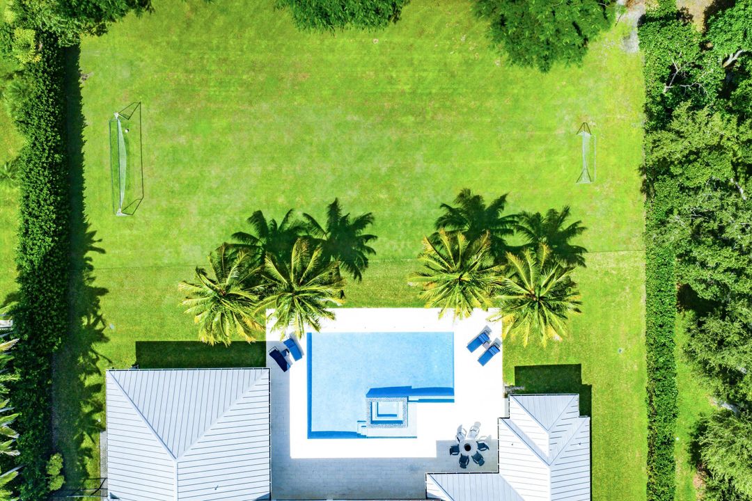 待售: $7,600,000 (7 贝兹, 6 浴室, 8130 平方英尺)