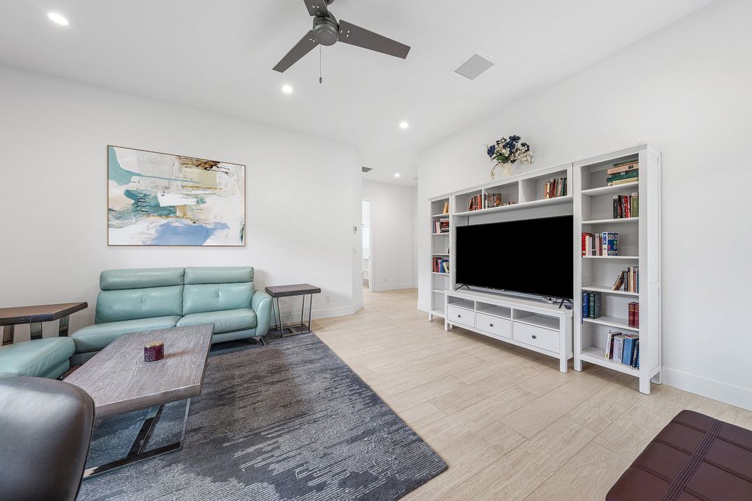 待售: $7,600,000 (7 贝兹, 6 浴室, 8130 平方英尺)