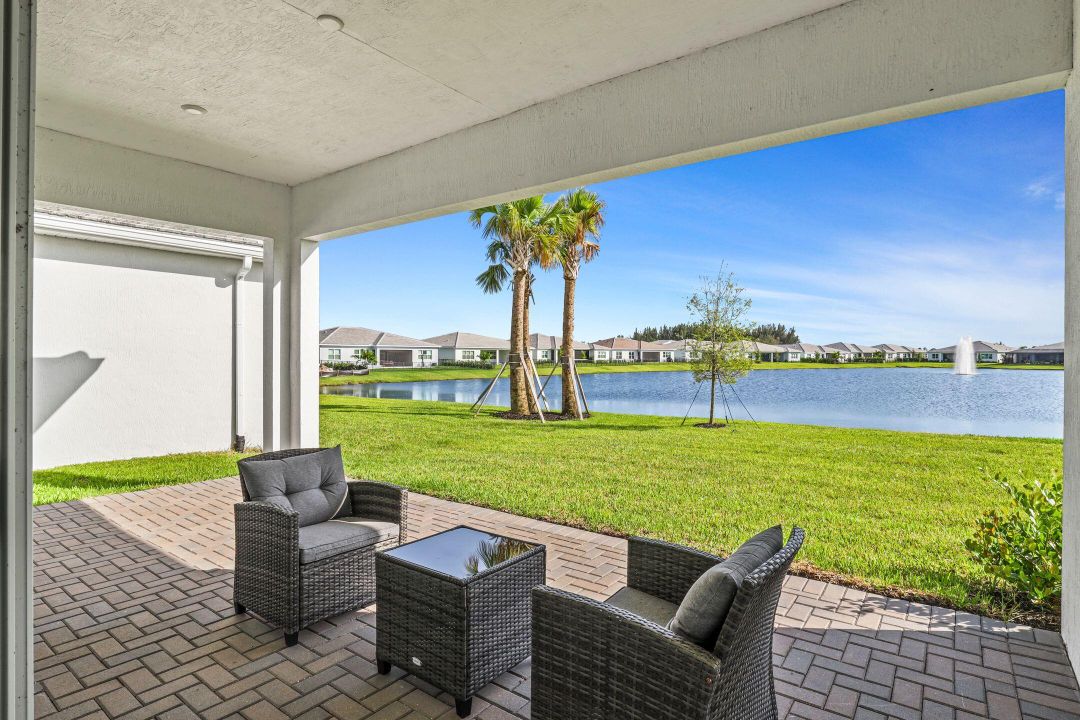 For Rent: $4,200 (4 beds, 3 baths, 2844 Square Feet)