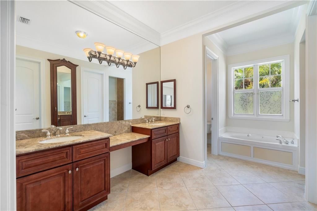 For Sale: $770,000 (4 beds, 3 baths, 2630 Square Feet)