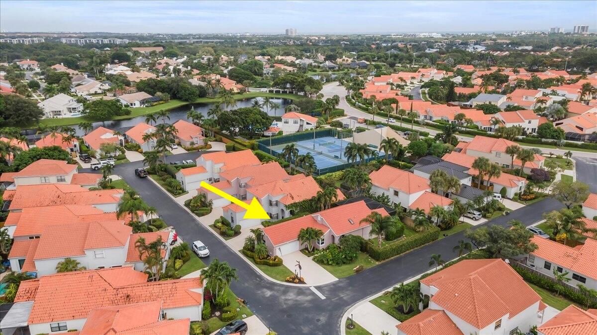 Activo con contrato: $675,000 (3 camas, 2 baños, 1718 Pies cuadrados)