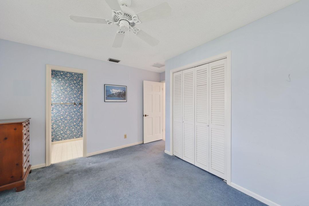 Activo con contrato: $949,000 (3 camas, 3 baños, 1848 Pies cuadrados)