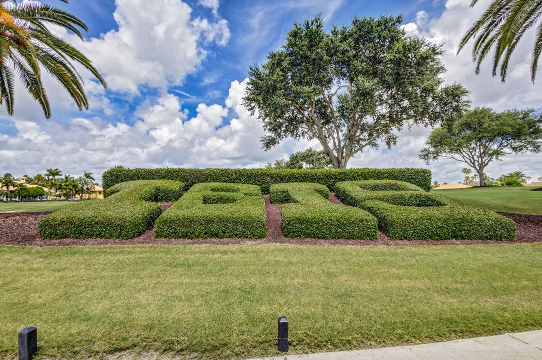 For Sale: $599,900 (2 beds, 2 baths, 2327 Square Feet)